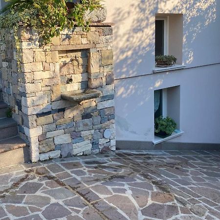 Casa Vacanze Gardiolina Сан Феличе дел Бенако Екстериор снимка